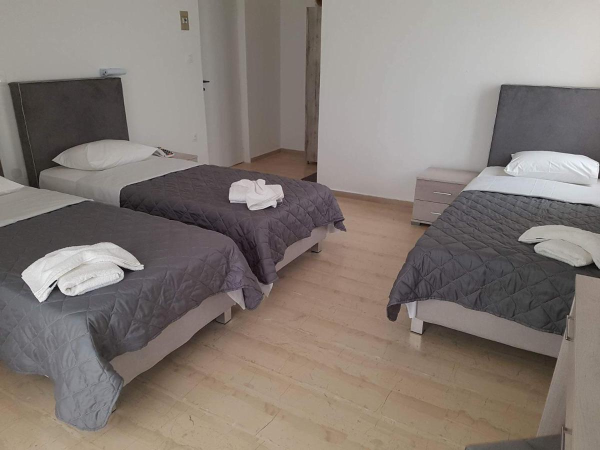 Nikos Hotel Karterádos Eksteriør bilde