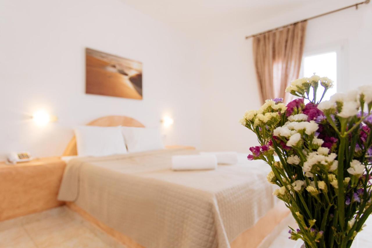 Nikos Hotel Karterádos Eksteriør bilde
