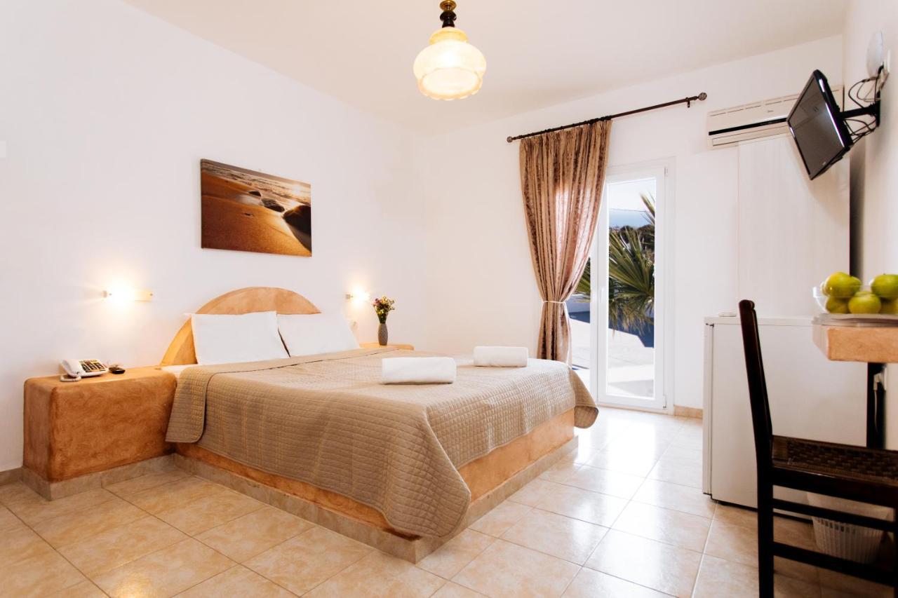 Nikos Hotel Karterádos Eksteriør bilde